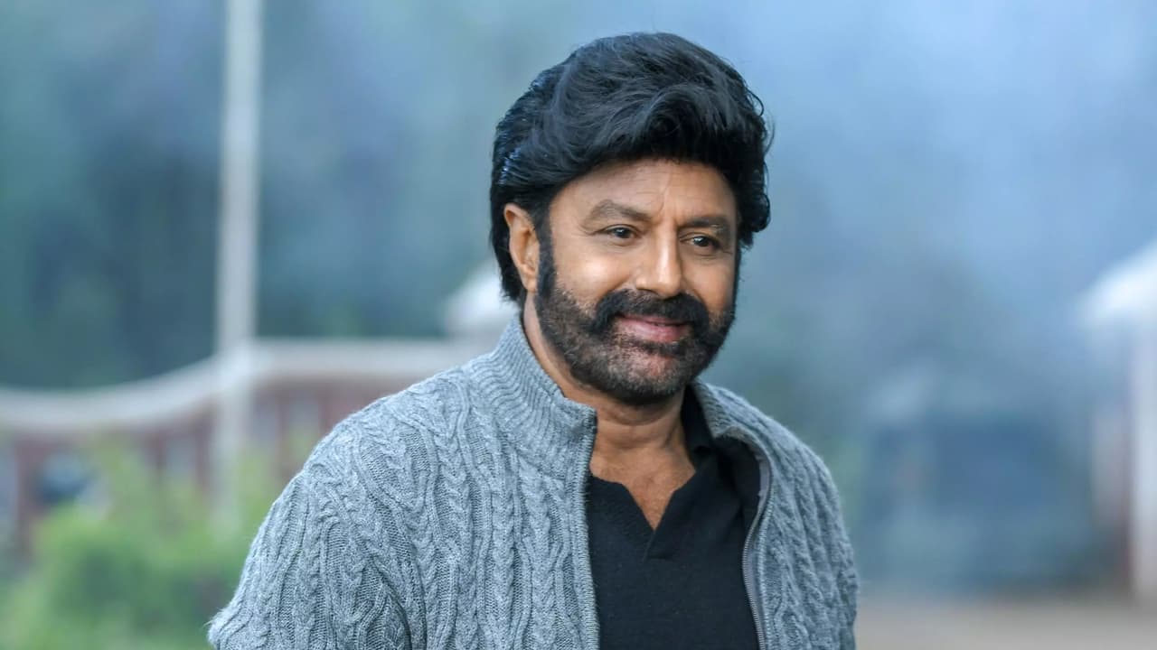 బాలయ్య బాబు విశ్వరూపం! ముంబై డాన్గా నందమూరి నట సింహం.. రికార్డులు షేక్! బాలయ్య బాబు విశ్వరూపం! ముంబై డాన్గా నందమూరి నట సింహం.. రికార్డులు షేక్!