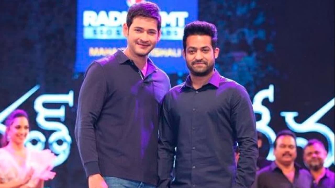 ఒకే ఏడాది నాలుగు సినిమాలని దెబ్బ కొట్టిన జూ.ఎన్టీఆర్.. వెంకటేష్, మహేష్ బాబు సినిమాల అడ్రెస్ గల్లంతు ఒకే ఏడాది నాలుగు సినిమాలని దెబ్బ కొట్టిన జూ.ఎన్టీఆర్.. వెంకటేష్, మహేష్ బాబు సినిమాల అడ్రెస్ గల్లంతు