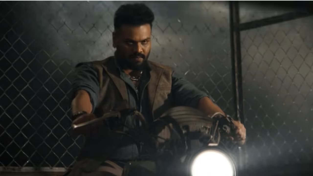 మంచు మనోజ్: `డేవిడ్ రెడ్డి` గ్లింప్స్తో రికార్డుల వేట! రామ్ చరణ్, శింబులకు షాక్! మంచు మనోజ్: `డేవిడ్ రెడ్డి` గ్లింప్స్తో రికార్డుల వేట! రామ్ చరణ్, శింబులకు షాక్!