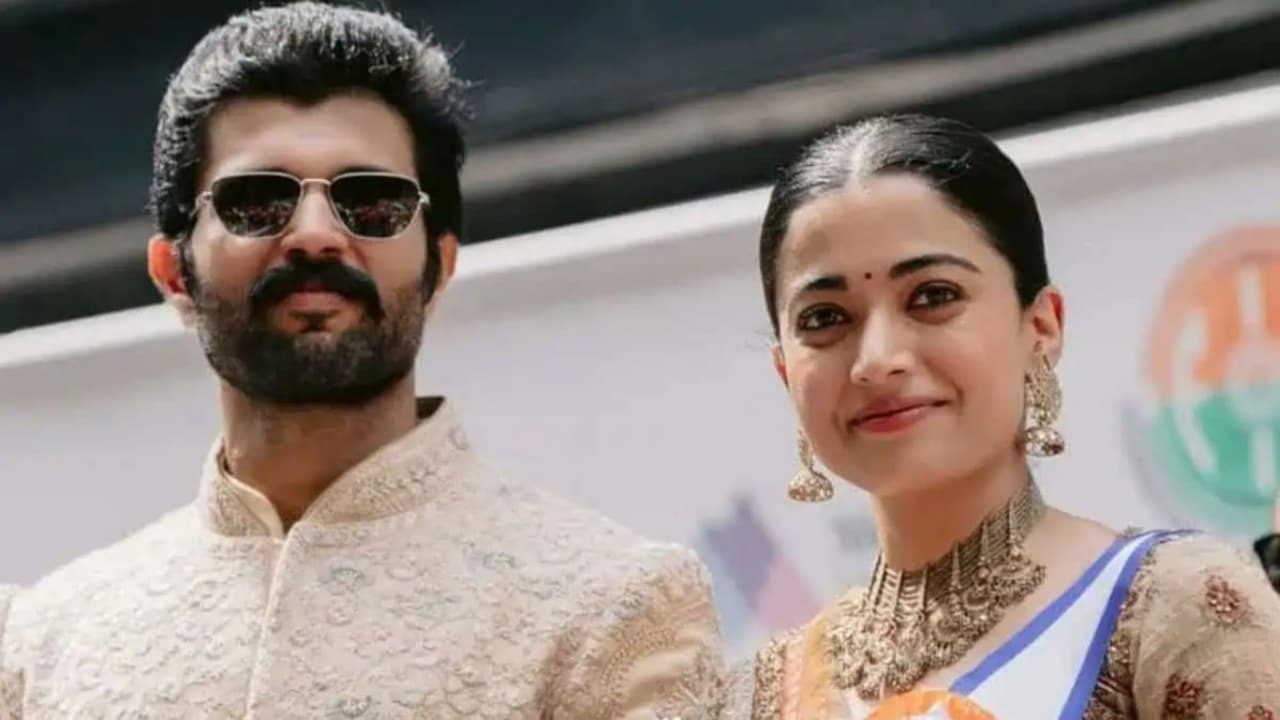 షాకింగ్ న్యూస్: రష్మికతో పెళ్లి.. విజయ్ దేవరకొండ దశ తిరుగుతుందా? వైరల్ అప్డేట్! షాకింగ్ న్యూస్: రష్మికతో పెళ్లి.. విజయ్ దేవరకొండ దశ తిరుగుతుందా? వైరల్ అప్డేట్!