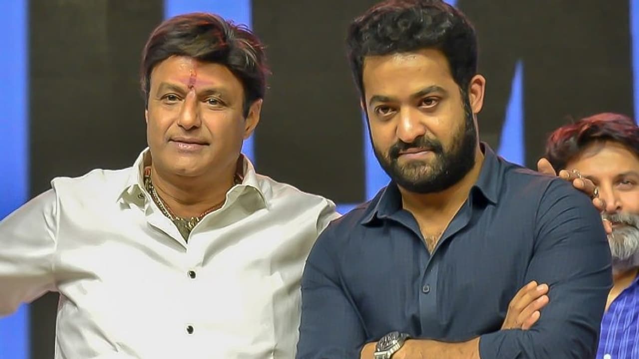 బాలకృష్ణ వద్దన్న స్టార్ హీరోయిన్తో రొమాన్స్కు తారక్ ఆరాటం.. తీరని కోరిక వెనుక కథ! బాలకృష్ణ వద్దన్న స్టార్ హీరోయిన్తో రొమాన్స్కు తారక్ ఆరాటం.. తీరని కోరిక వెనుక కథ!