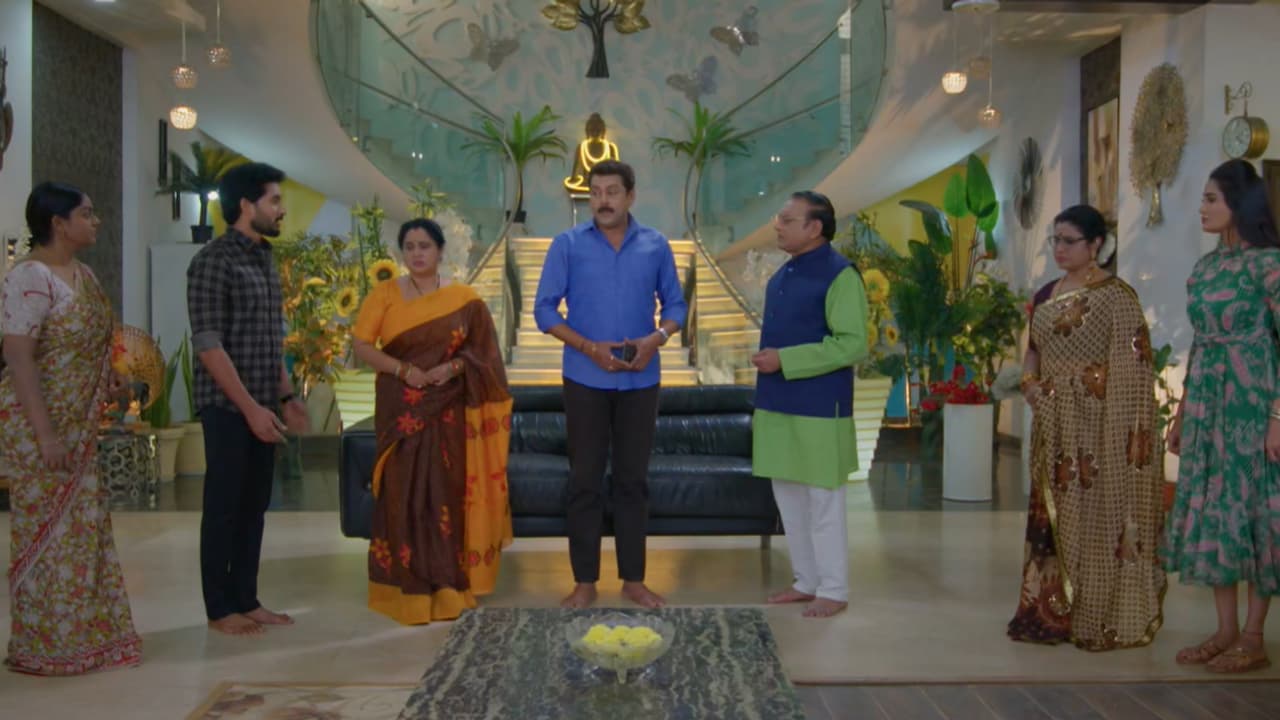 కార్తీక్ దాచిన నిజం: సుమిత్ర మరణ భయం.. కార్తీక దీపం 2లో ఊహించని మలుపు! కార్తీక్ దాచిన నిజం: సుమిత్ర మరణ భయం.. కార్తీక దీపం 2లో ఊహించని మలుపు!