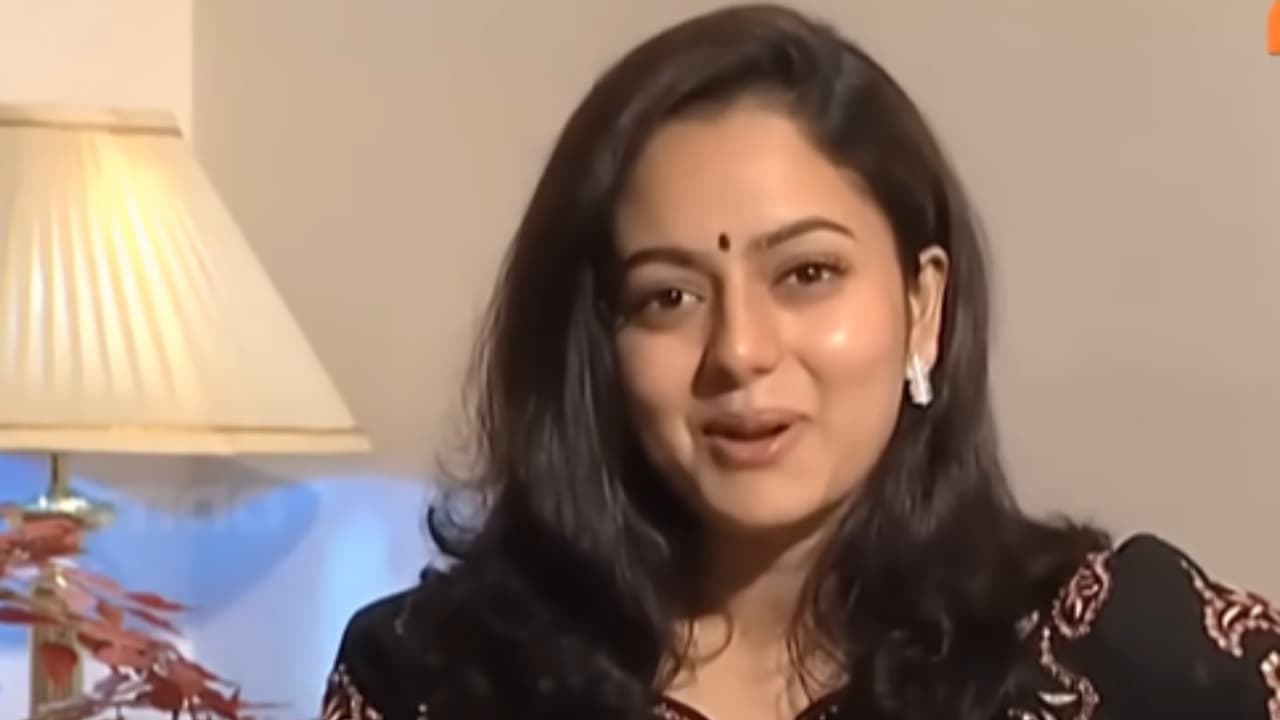 షాకింగ్: సౌందర్యకి ఉన్న ఈ సీక్రెట్ టాలెంట్ గురించి ఎవరికీ తెలియదు! వైరల్ వీడియో! షాకింగ్: సౌందర్యకి ఉన్న ఈ సీక్రెట్ టాలెంట్ గురించి ఎవరికీ తెలియదు! వైరల్ వీడియో!