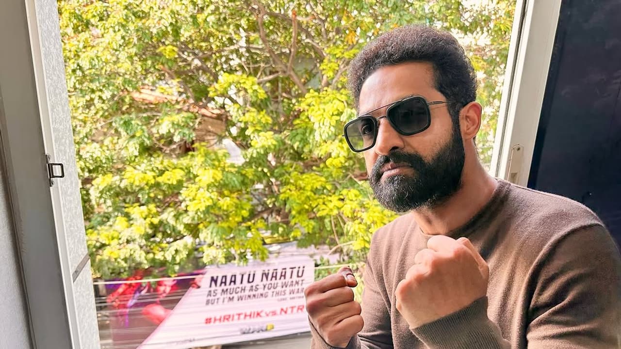 షాకింగ్: హీరోయిన్ ని నిజంగానే తన్నారా? ఎన్టీఆర్ సినిమాపై కృష్ణవంశీ సంచలన నిజాలు! షాకింగ్: హీరోయిన్ ని నిజంగానే తన్నారా? ఎన్టీఆర్ సినిమాపై కృష్ణవంశీ సంచలన నిజాలు!