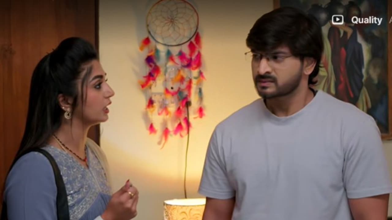 గుండె నిండా గుడి గంటలు: మనోజ్కు రోహిణి షాక్! బాలు, మీనాల కామెడీ రచ్చ! గుండె నిండా గుడి గంటలు: మనోజ్కు రోహిణి షాక్! బాలు, మీనాల కామెడీ రచ్చ!