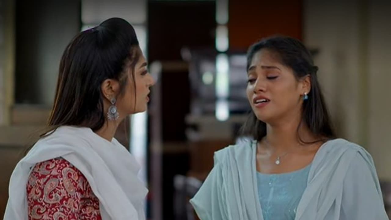 షాకింగ్: విద్య కన్నీళ్లకు చలించిన మనోజ్! రోహిణీ మరో స్కెచ్! బాలు ఫైర్!! షాకింగ్: విద్య కన్నీళ్లకు చలించిన మనోజ్! రోహిణీ మరో స్కెచ్! బాలు ఫైర్!!