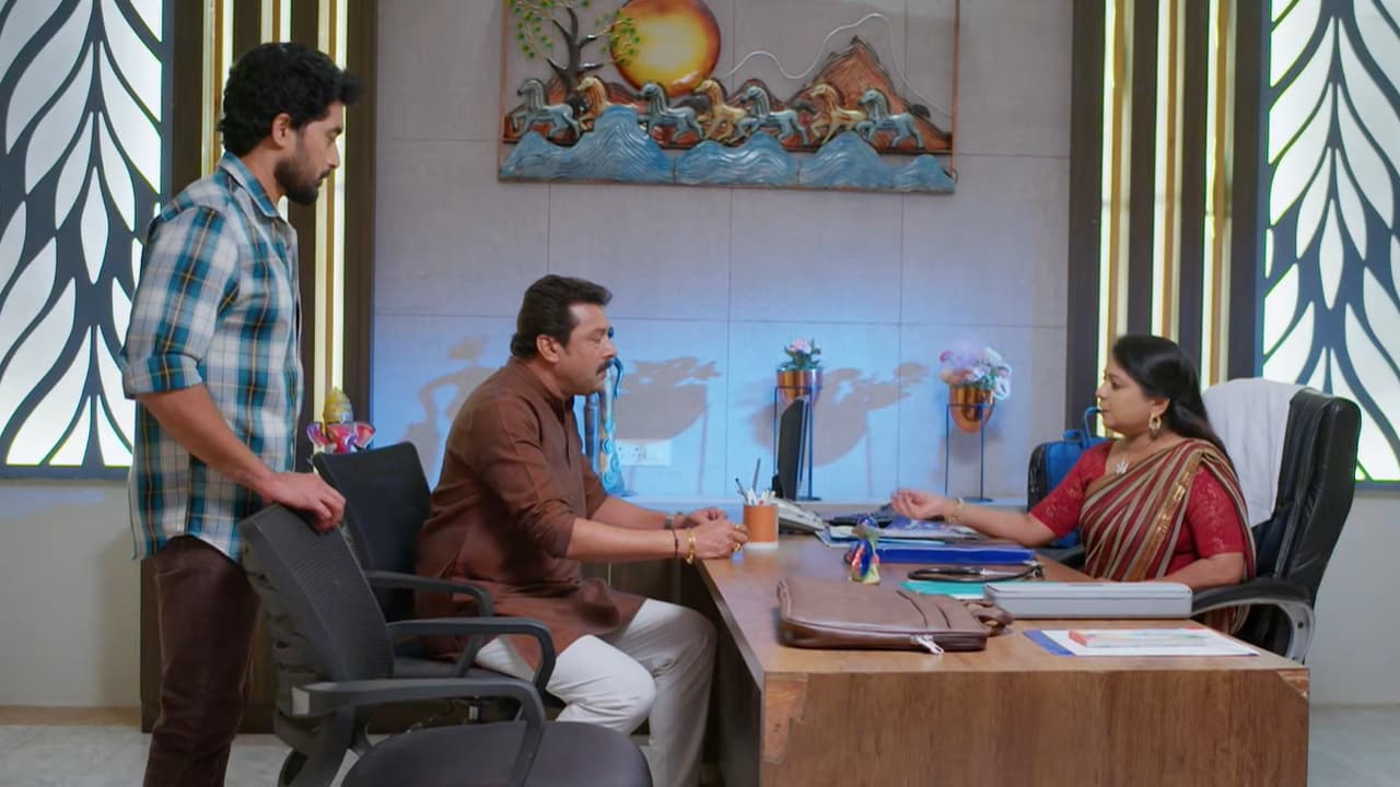 Karthika Deepam 2: Jyothsna Not Dasharath's Daughter! Dasu Escapes, Paru Confronts Karthika Deepam 2: Jyothsna Not Dasharath's Daughter! Dasu Escapes, Paru Confronts