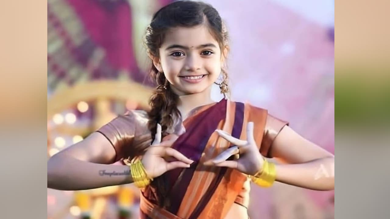 Shocking: Rashmika Mandanna & Vijay Deverakonda Wedding Rumors! Viral Photo & Details Shocking: Rashmika Mandanna & Vijay Deverakonda Wedding Rumors! Viral Photo & Details