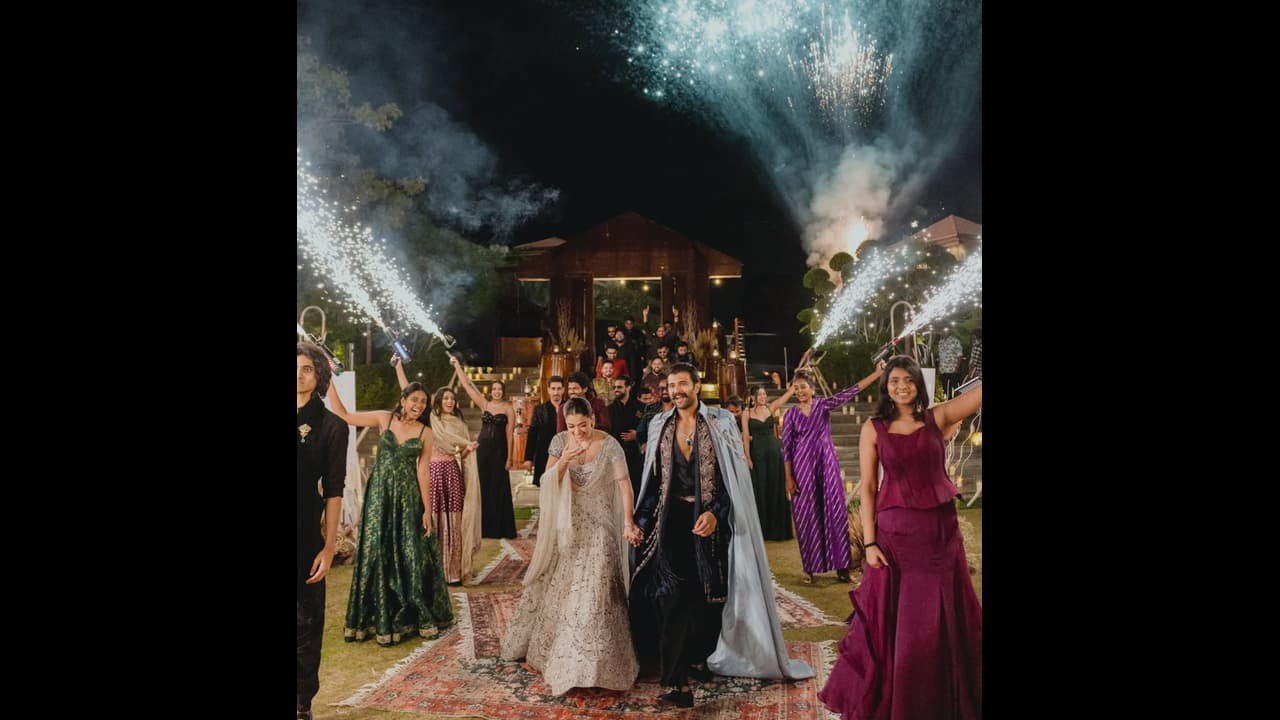 ViRosh Wedding Sangeet Goes Viral: Vijay & Rashmika Party Till 4 AM! ViRosh Wedding Sangeet Goes Viral: Vijay & Rashmika Party Till 4 AM!