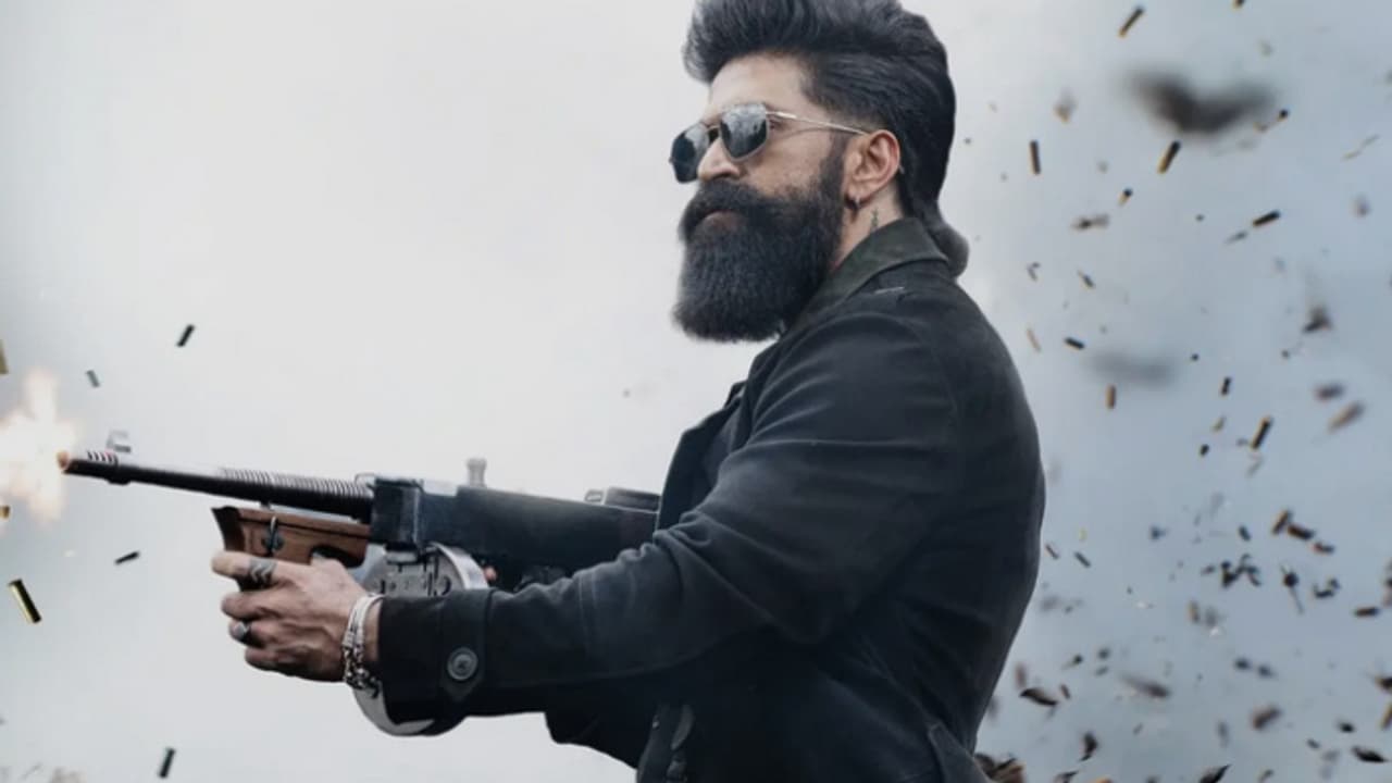యష్ డిప్రెషన్లో ఉన్నాడా? వేణు స్వామి సంచలన కామెంట్స్! రాఖీ భాయ్ సైలెన్స్ వెనుక అసలు కథ ఏంటి? వైరల్! యష్ డిప్రెషన్లో ఉన్నాడా? వేణు స్వామి సంచలన కామెంట్స్! రాఖీ భాయ్ సైలెన్స్ వెనుక అసలు కథ ఏంటి? వైరల్!