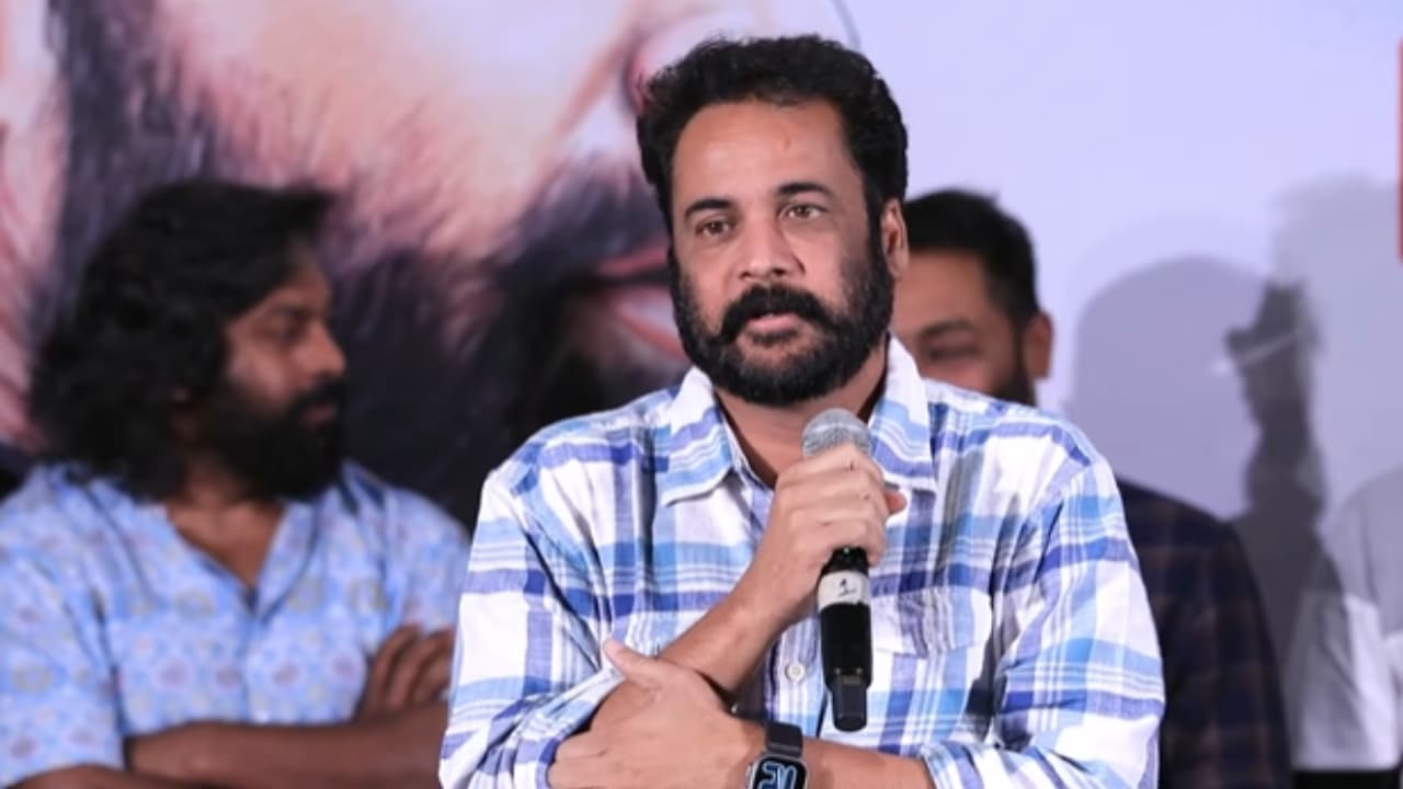 దండోరా దెబ్బకి గద్దర్ అవార్డులు షేక్! ఎన్టీఆర్ ట్వీట్ వల్లే ఈ రేంజ్ అంటున్న శివాజీ!! దండోరా దెబ్బకి గద్దర్ అవార్డులు షేక్! ఎన్టీఆర్ ట్వీట్ వల్లే ఈ రేంజ్ అంటున్న శివాజీ!!