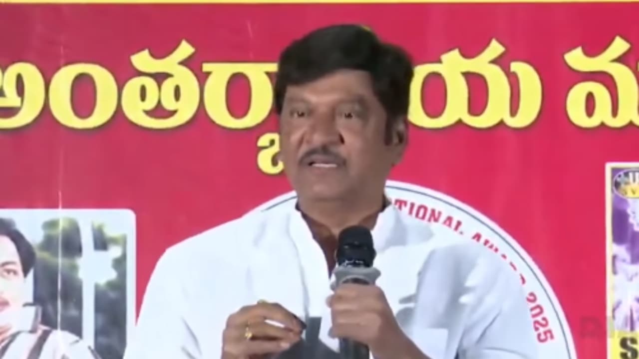 షాకింగ్ కామెంట్స్ చేసిన రాజేంద్రప్రసాద్! ఎంజీఆర్కి కాంతారావు అంటే వణుకు పుట్టేదట!! షాకింగ్ కామెంట్స్ చేసిన రాజేంద్రప్రసాద్! ఎంజీఆర్కి కాంతారావు అంటే వణుకు పుట్టేదట!!