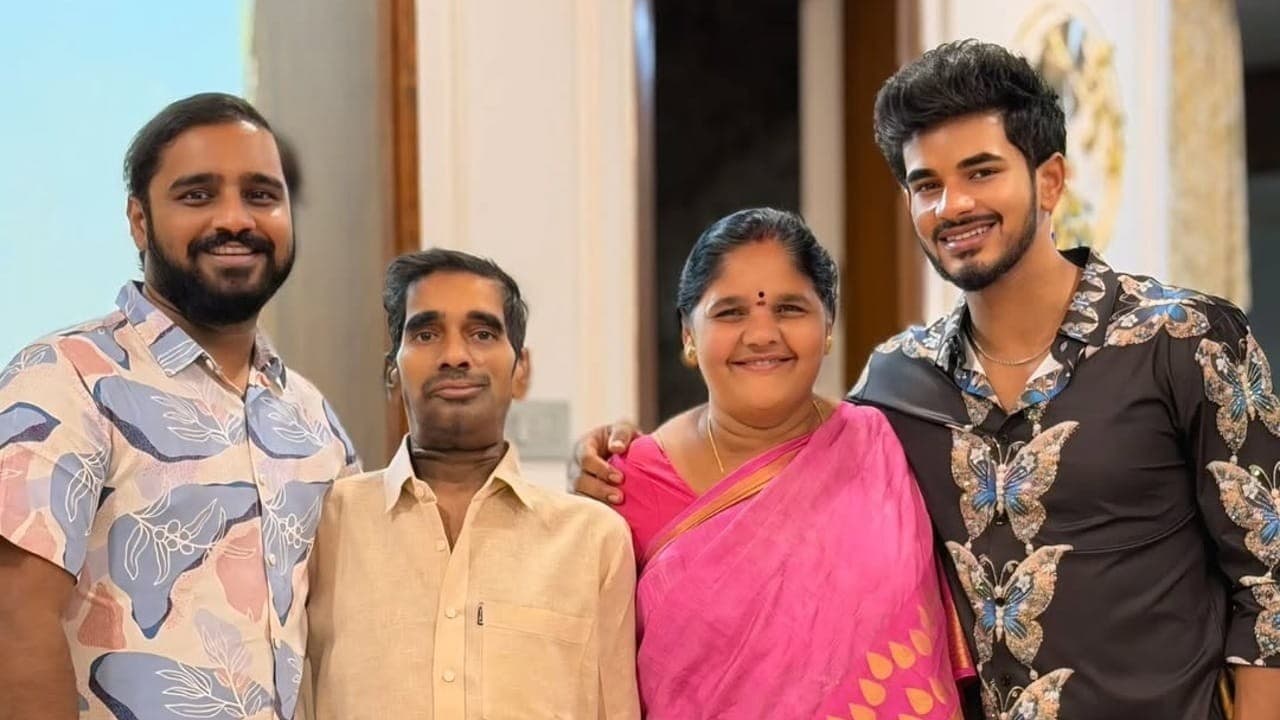 షాకింగ్: బిగ్ బాస్ పవన్ ఇంట తీరని విషాదం! తండ్రి ఇక లేరు! షాకింగ్: బిగ్ బాస్ పవన్ ఇంట తీరని విషాదం! తండ్రి ఇక లేరు!