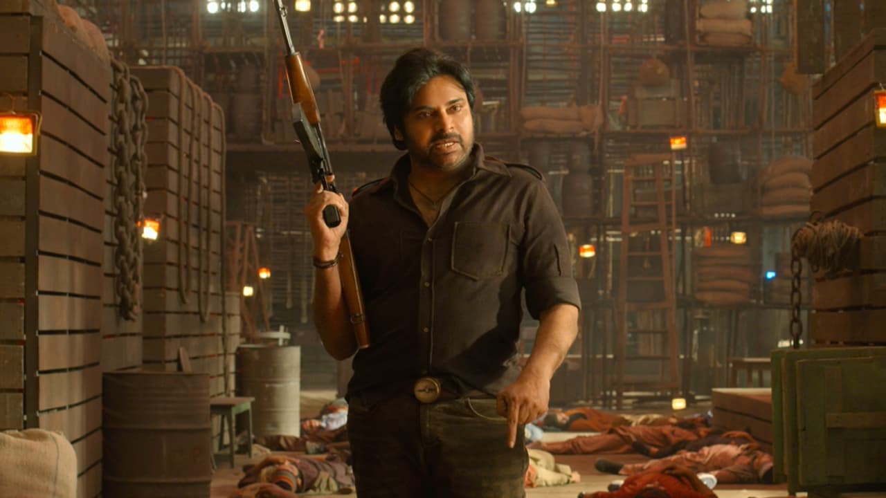 Ustaad Bhagat Singh Trailer: Pawan Kalyan's Electrifying Performance Sends Fans Wild! Ustaad Bhagat Singh Trailer: Pawan Kalyan's Electrifying Performance Sends Fans Wild!