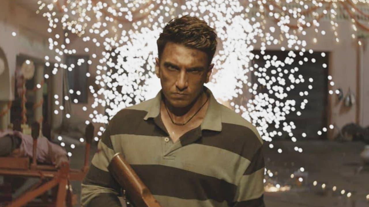 Ranveer Singh's 'Dhurandhar 2' Nears ₹1000 Crores: Box Office Records Shattered! Ranveer Singh's 'Dhurandhar 2' Nears ₹1000 Crores: Box Office Records Shattered!