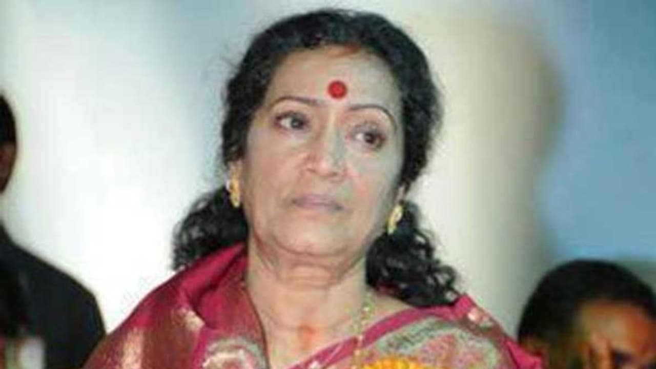షాకింగ్: రమాప్రభను కుక్కతో పోల్చిన స్టార్ హీరోయిన్! టాలీవుడ్లో దుమారం! షాకింగ్: రమాప్రభను కుక్కతో పోల్చిన స్టార్ హీరోయిన్! టాలీవుడ్లో దుమారం!