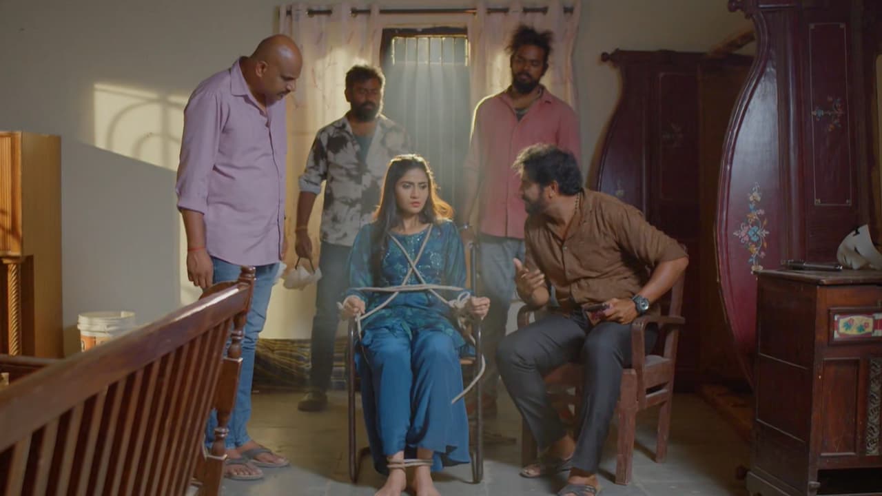 కార్తీక దీపం 2: సంచలనం! జ్యోత్స్న కిడ్నాప్.. వైరా మాస్టర్ ప్లాన్.. రూ. 20 కోట్లు డిమాండ్! కార్తీక దీపం 2: సంచలనం! జ్యోత్స్న కిడ్నాప్.. వైరా మాస్టర్ ప్లాన్.. రూ. 20 కోట్లు డిమాండ్!