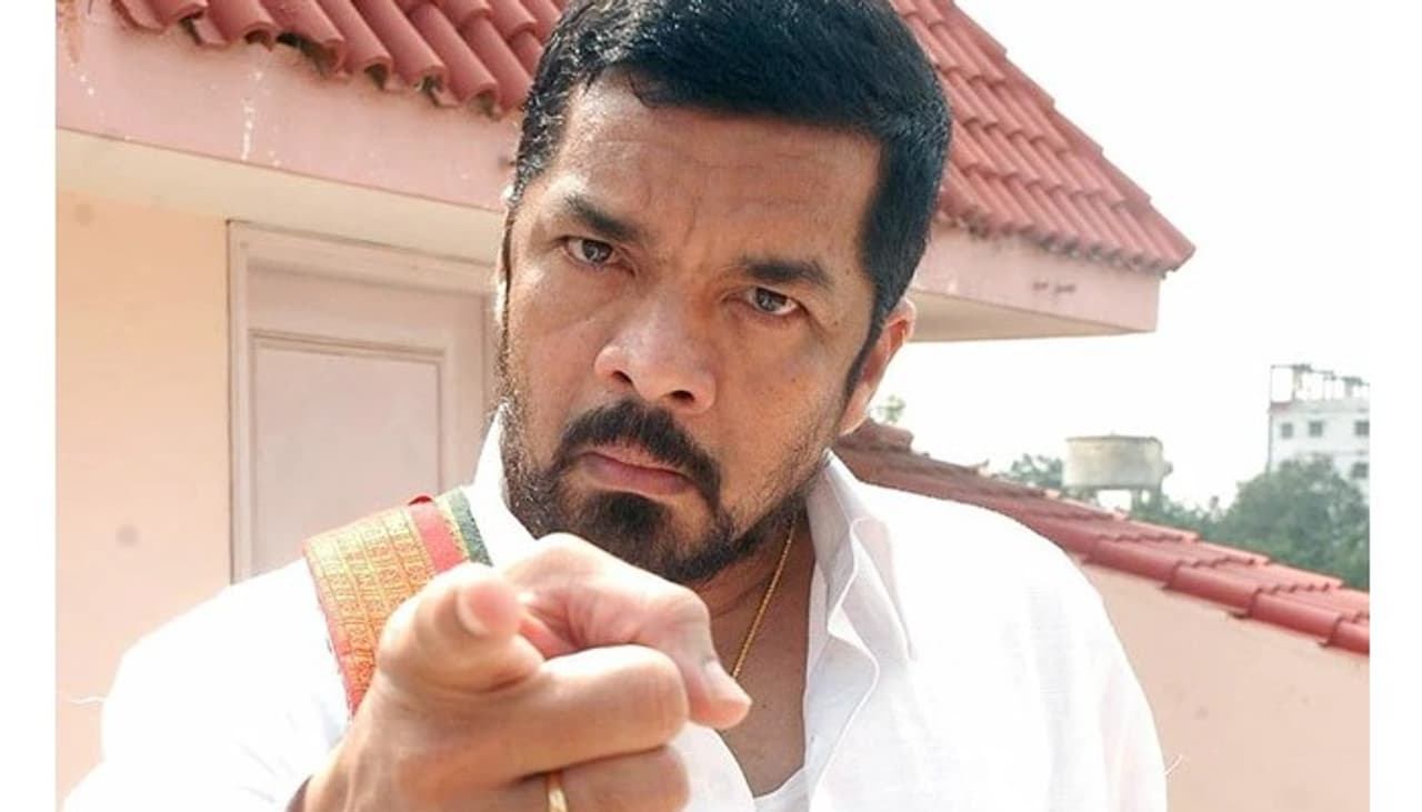 ఆమె ఐటెం గర్ల్ అన్నారు! కానీ పోసాని ఒకే ఒక్క నిర్ణయం... రాత్రికి రాత్రే బ్లాక్ బస్టర్! ఆమె ఐటెం గర్ల్ అన్నారు! కానీ పోసాని ఒకే ఒక్క నిర్ణయం... రాత్రికి రాత్రే బ్లాక్ బస్టర్!