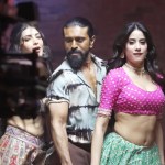 పెద్దికి ఊహించని దెబ్బ! తెలంగాణలో టికెట్ హైక్స్ లేవు.. రికార్డులు బద్దలు కొట్టడం కష్టమేనా? పెద్దికి ఊహించని దెబ్బ! తెలంగాణలో టికెట్ హైక్స్ లేవు.. రికార్డులు బద్దలు కొట్టడం కష్టమేనా?