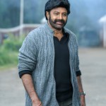 వైజాగ్ సీక్రెట్ రూమ్లో బాలయ్య మాయ! అర్థరాత్రి దర్శకుడితో జంప్.. షాకింగ్ రియాలిటీ వైరల్! వైజాగ్ సీక్రెట్ రూమ్లో బాలయ్య మాయ! అర్థరాత్రి దర్శకుడితో జంప్.. షాకింగ్ రియాలిటీ వైరల్!