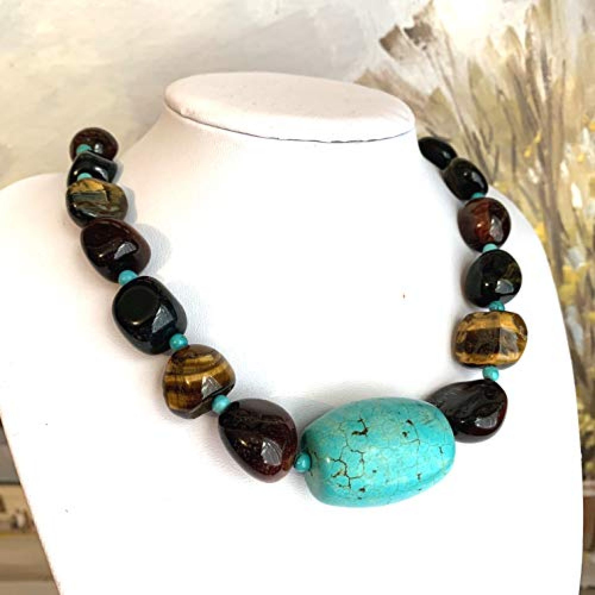 Genuine Caramel, Wine color Chatoyant TIGER’S EYE and Blue TURQUOISE High Fashion Beaded Necklace. Genuine Caramel, Wine color Chatoyant TIGER’S EYE and Blue TURQUOISE High Fashion Beaded Necklace.