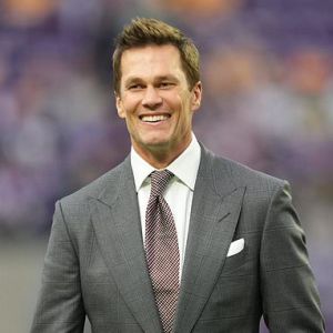 Tom Brady’s ex-teammate gives awkward answer about his broadcasting ability Tom Brady’s ex-teammate gives awkward answer about his broadcasting ability