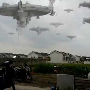 (VIDEO) BREAKING NEWS: Alien Mothership Sighted in the Skies Over France (VIDEO) BREAKING NEWS: Alien Mothership Sighted in the Skies Over France