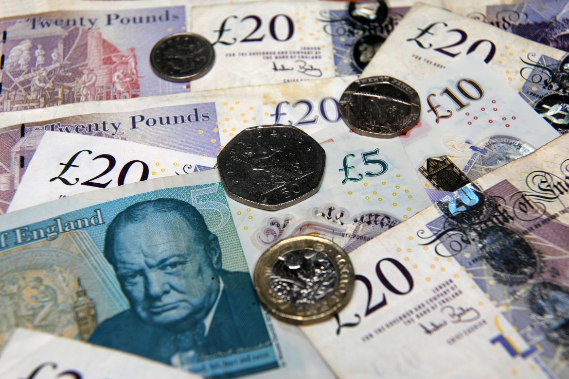 Digital Dreams, Cash Realities: Why Physical Money Still Matters Digital Dreams, Cash Realities: Why Physical Money Still Matters