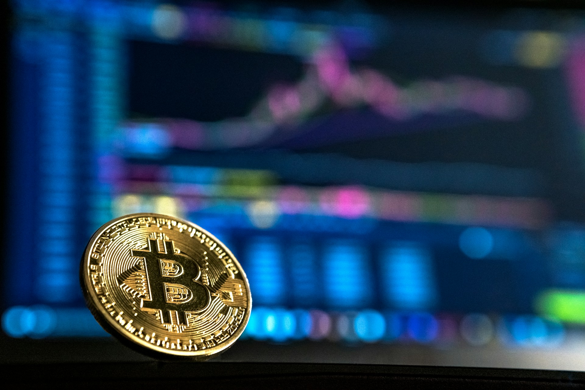 Bitcoin Needs Daily Close Above ,000 To Confirm True Breakout: Analyst Bitcoin Needs Daily Close Above ,000 To Confirm True Breakout: Analyst