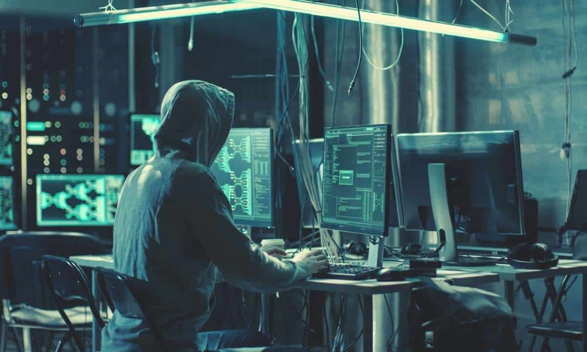 zkLend Exploited for .9M in ETH, Team Appeals to Hacker with 10% Offer zkLend Exploited for .9M in ETH, Team Appeals to Hacker with 10% Offer