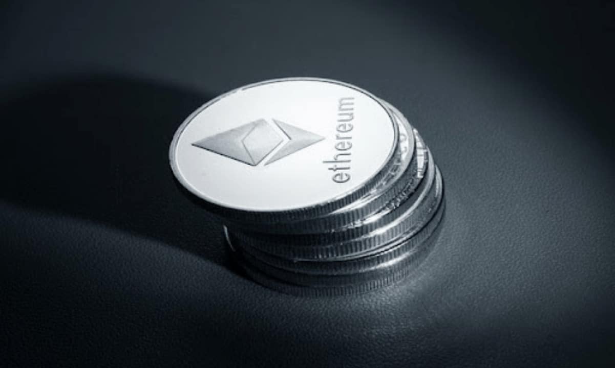 What’s Next for ETH Amid the Bearish Trend Sparked by Trump’s Tariff Decisions? What’s Next for ETH Amid the Bearish Trend Sparked by Trump’s Tariff Decisions?