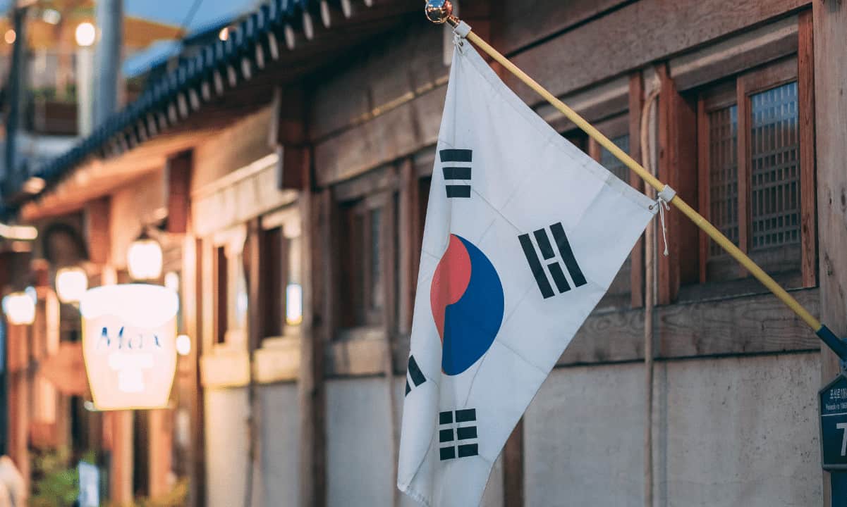 Authorities Bust 2M Crypto Scam in South Korea, Arrest 215 Suspects Authorities Bust 2M Crypto Scam in South Korea, Arrest 215 Suspects