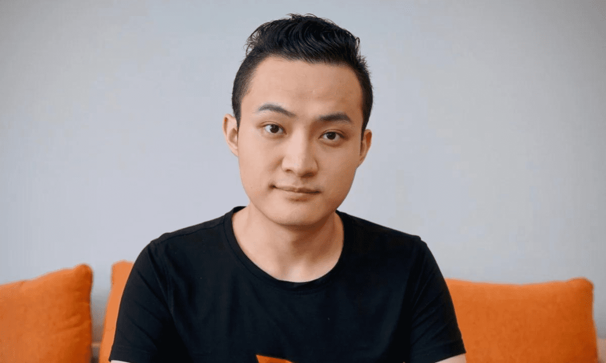 Tron’s Justin Sun Wins .2M Banana Auction, Reminds Us That Art Is Subjective (and Edible) Tron’s Justin Sun Wins .2M Banana Auction, Reminds Us That Art Is Subjective (and Edible)