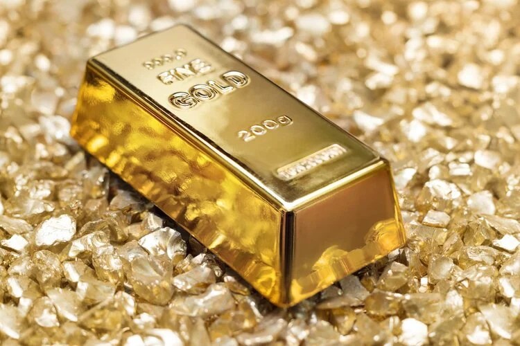 Gold hits all-time highs on concerns about Middle East, US elections Gold hits all-time highs on concerns about Middle East, US elections