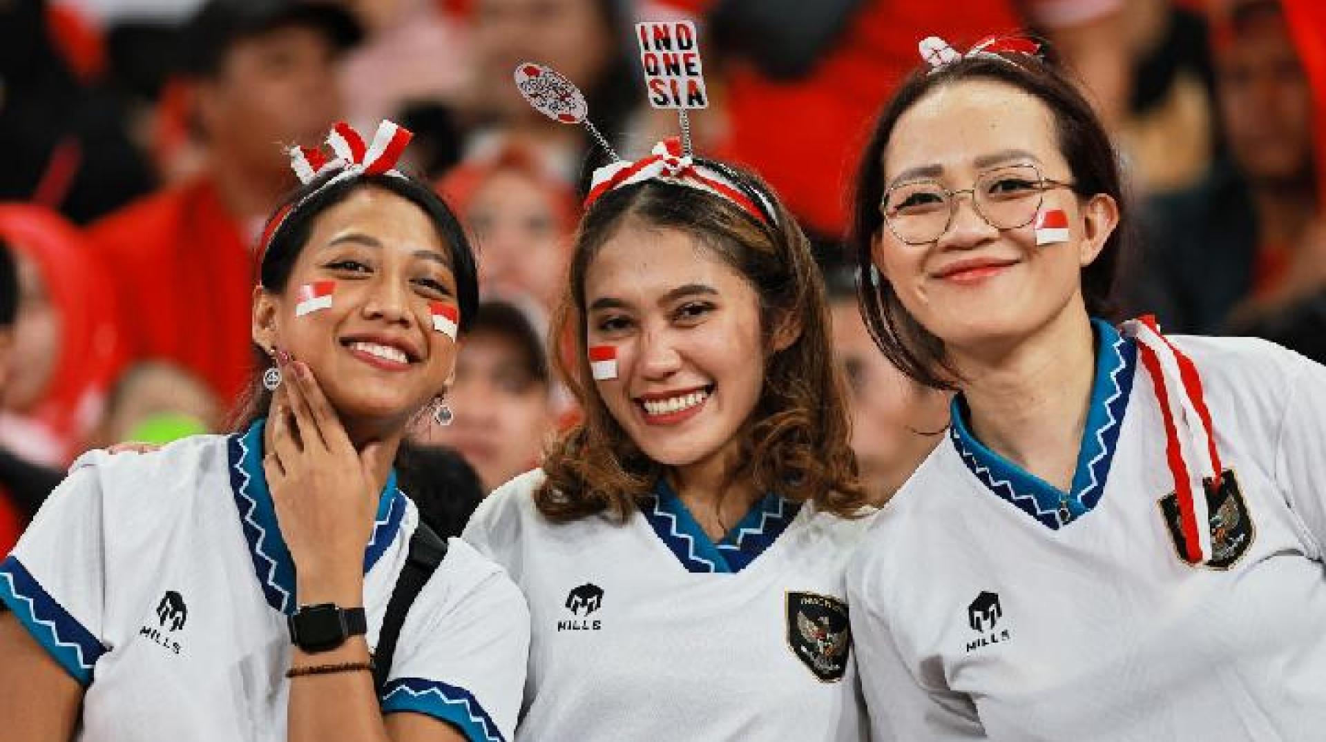 Semangat Suporter dalam Kualifikasi Piala Dunia Indonesia vs Arab Saudi Semangat Suporter dalam Kualifikasi Piala Dunia Indonesia vs Arab Saudi