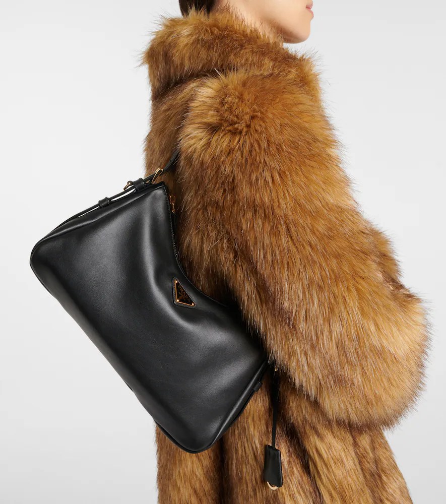 Sure to grab attention! Prada 25SS Faux fur coat Sure to grab attention! Prada 25SS Faux fur coat