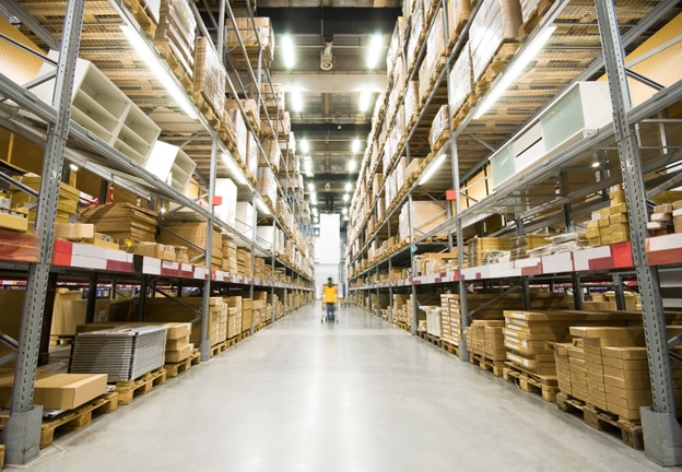 What to Look For in a Ladder Stock Picking Cart What to Look For in a Ladder Stock Picking Cart