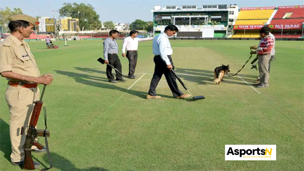 IND Vs BAN: कानपुर की पिच पर किसे फायदा होगा? क्यूरेटर ने किया खुलासा IND Vs BAN: कानपुर की पिच पर किसे फायदा होगा? क्यूरेटर ने किया खुलासा