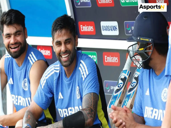 India vs Sri Lanka : सूर्यकुमार यादव एंड कंपनी को कप्तान रोहित शर्मा ने स्टैंडिंग ओवेशन दिया… India vs Sri Lanka : सूर्यकुमार यादव एंड कंपनी को कप्तान रोहित शर्मा ने स्टैंडिंग ओवेशन दिया…