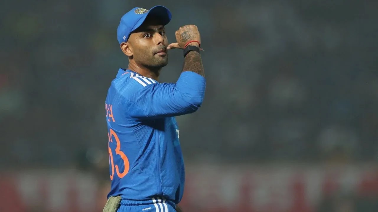 बड़ी खबर… कोच ने पहले ही सूर्यकुमार यादव को कप्तान बनाने के संकेत दिए थे, हुए बड़े खुलासे बड़ी खबर… कोच ने पहले ही सूर्यकुमार यादव को कप्तान बनाने के संकेत दिए थे, हुए बड़े खुलासे