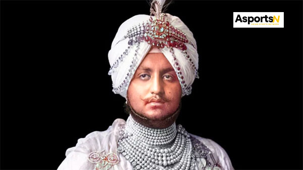 Patiala Maharaja Bhupinder Singh : महिलाओं के साथ 350 रिश्ते, 10 पत्नियां, एक राजा जिसने भारतीय क्रिकेट का ‘साम्राज्य’ बनाया Patiala Maharaja Bhupinder Singh : महिलाओं के साथ 350 रिश्ते, 10 पत्नियां, एक राजा जिसने भारतीय क्रिकेट का ‘साम्राज्य’ बनाया