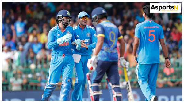 IND Vs SL 2nd ODI : जेफ्री वांडरसे ने दूसरे वनडे में श्रीलंका को दिलाई जीत IND Vs SL 2nd ODI : जेफ्री वांडरसे ने दूसरे वनडे में श्रीलंका को दिलाई जीत