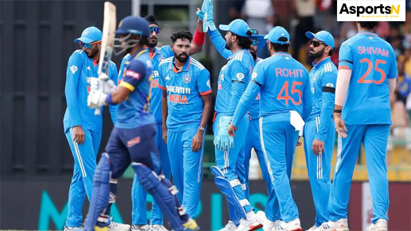 IND Vs SL : दूसरे वनडे की प्लेइंग इलेवन में हो सकता है बड़ा बदलाव, क्या आउट होंगे ये खिलाड़ी? IND Vs SL : दूसरे वनडे की प्लेइंग इलेवन में हो सकता है बड़ा बदलाव, क्या आउट होंगे ये खिलाड़ी?
