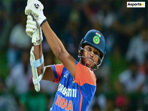 Yashasvi Jaiswal : जो रोहित ने 17 साल में किया, वह यशस्वी ने सिर्फ 11 महीने में किया। देखें शानदार रिकॉर्ड Yashasvi Jaiswal : जो रोहित ने 17 साल में किया, वह यशस्वी ने सिर्फ 11 महीने में किया। देखें शानदार रिकॉर्ड