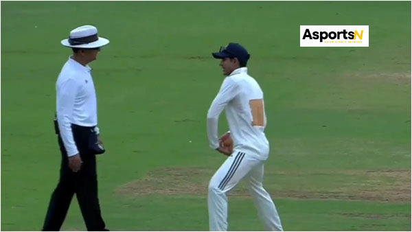 Shubman Gill Taped Up Jersey : शुभमन गिल ने टेप वाली जर्सी क्यों पहनी थी? क्या हो सकती है वजह Shubman Gill Taped Up Jersey : शुभमन गिल ने टेप वाली जर्सी क्यों पहनी थी? क्या हो सकती है वजह