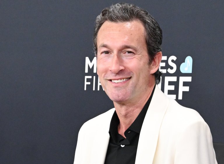 Broadway’s Aaron Lazar on Living With ALS, Filming ‘Countdown’ With Eric Dane and Launching New Podcast Broadway’s Aaron Lazar on Living With ALS, Filming ‘Countdown’ With Eric Dane and Launching New Podcast