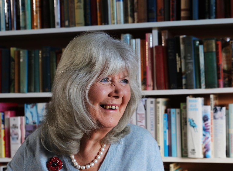 Jilly Cooper, Prolific Romance Author Who Wrote ‘Rivals,’ Dies at 88 Jilly Cooper, Prolific Romance Author Who Wrote ‘Rivals,’ Dies at 88