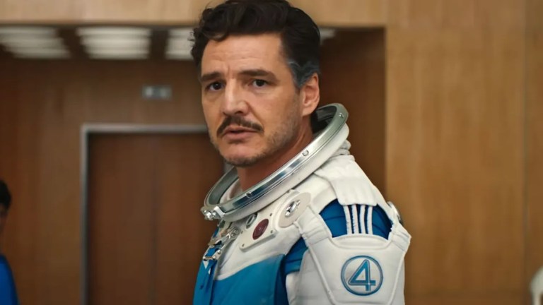 Fantastic Four Writer Reveals Alternate Ending & Cut Scenes Fantastic Four Writer Reveals Alternate Ending & Cut Scenes