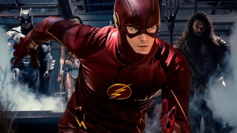 ‘Arrow’ Teases ‘Back With a Vengeance’: How About Grant Gustin as The SnyderVerse Flash? ‘Arrow’ Teases ‘Back With a Vengeance’: How About Grant Gustin as The SnyderVerse Flash?