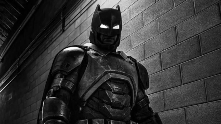 Zack Snyder Drops New Ben Affleck Batman Image: ‘Hard Suit Test BVS’ Zack Snyder Drops New Ben Affleck Batman Image: ‘Hard Suit Test BVS’